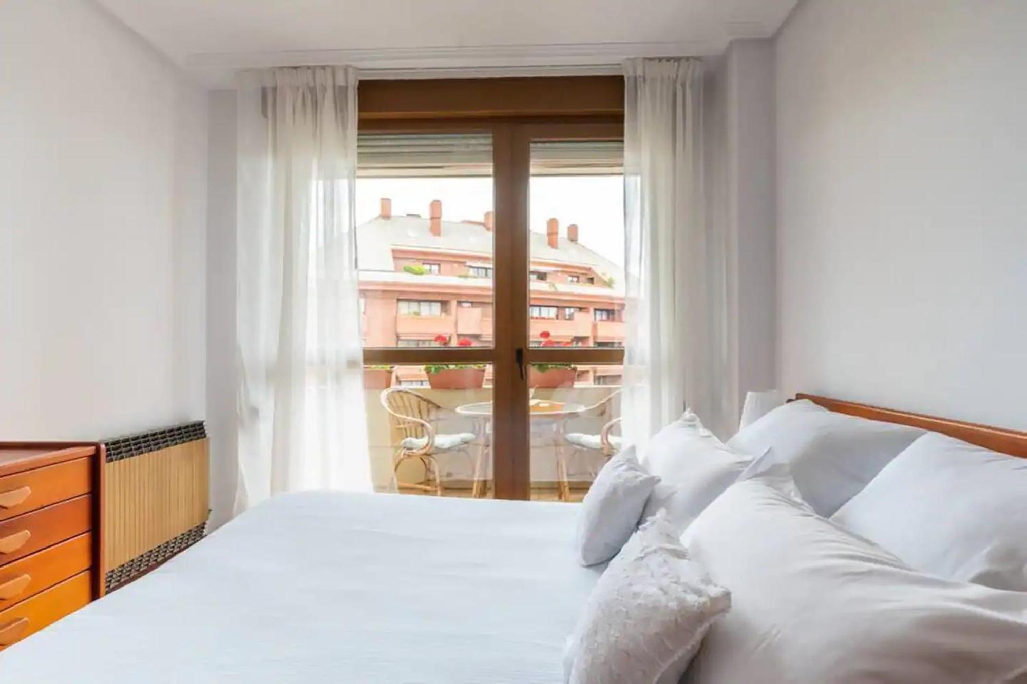 Апартаменты Apartamento En Alto Miranda Con Parking Сантандер Экстерьер фото