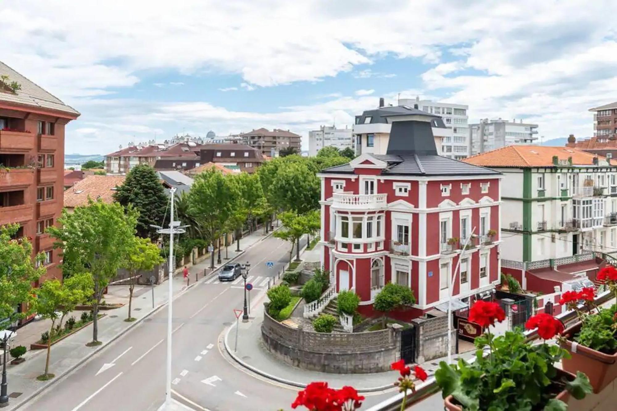 Апартаменты Apartamento En Alto Miranda Con Parking Сантандер Экстерьер фото