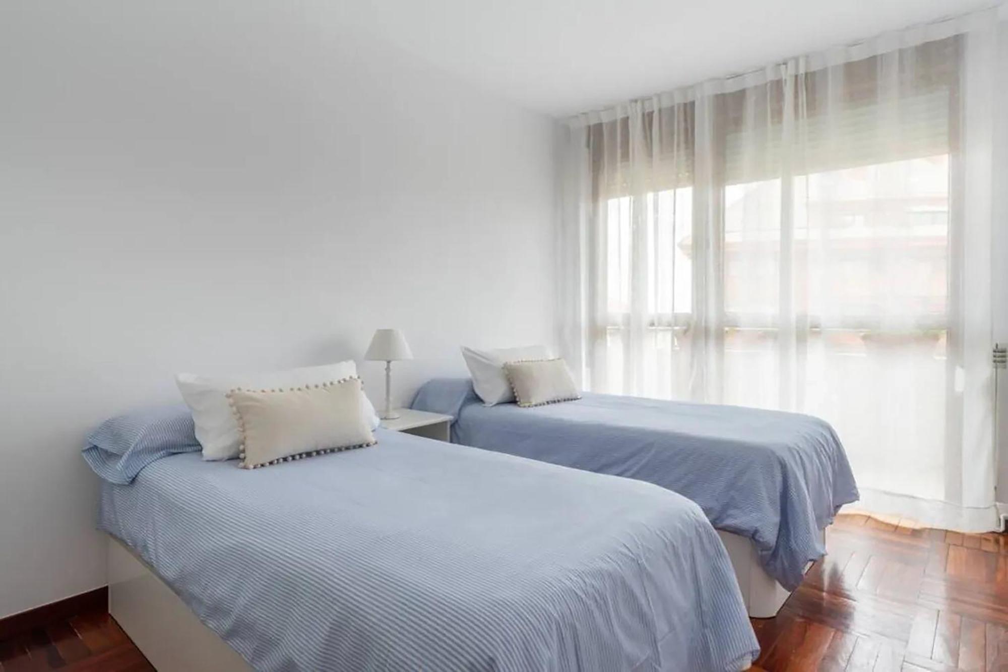 Апартаменты Apartamento En Alto Miranda Con Parking Сантандер Экстерьер фото