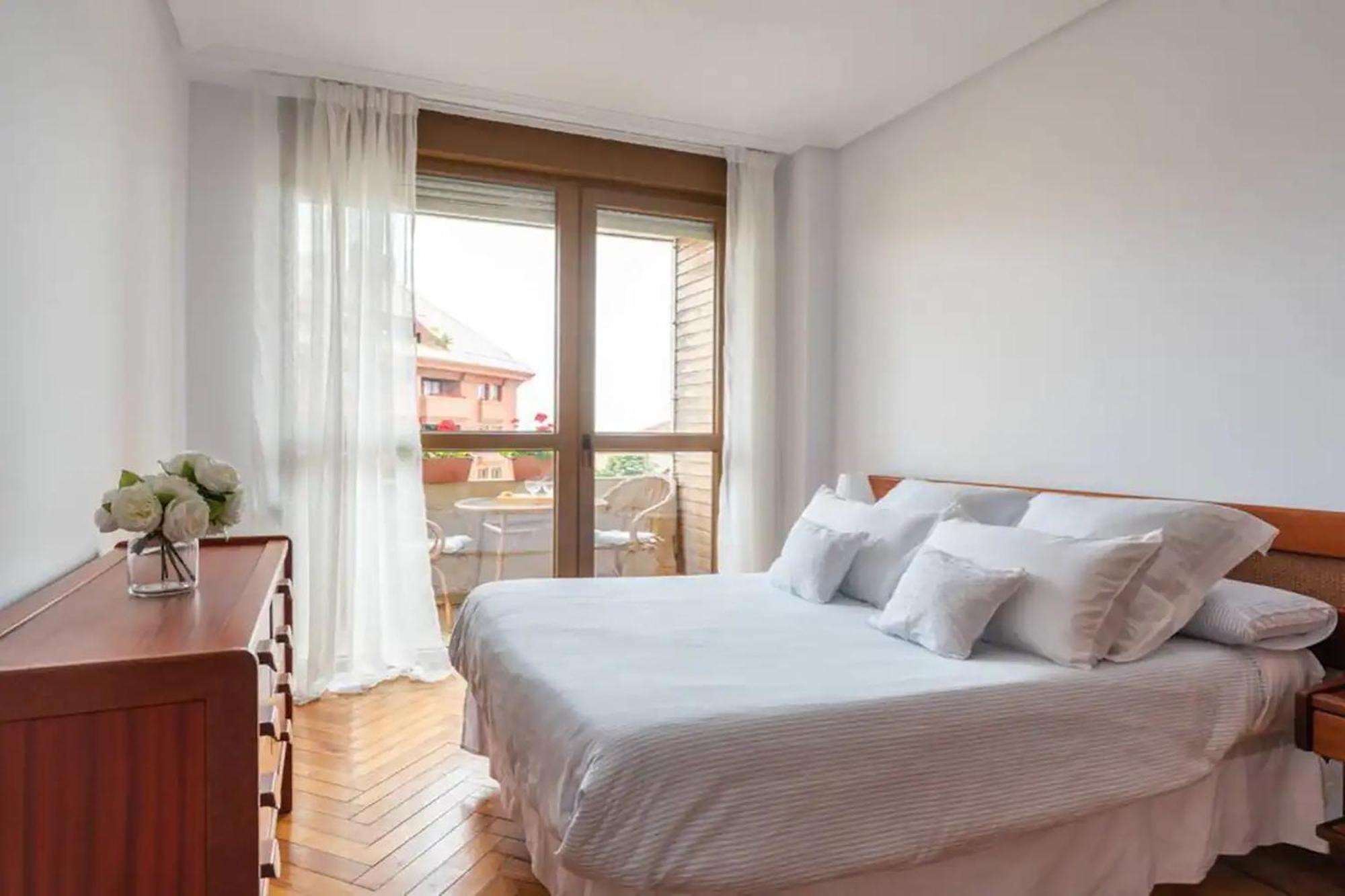 Апартаменты Apartamento En Alto Miranda Con Parking Сантандер Экстерьер фото